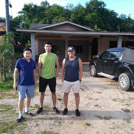 Homestay Jertih Besut Terengganu Экстерьер фото